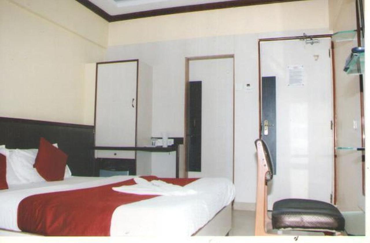 Hotel Siddhartha Mumbai Exterior photo